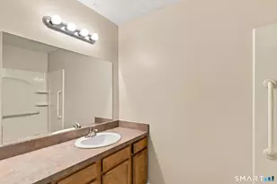 17 Vincent Ct, East Hartford, CT 06108 - Photo 6
