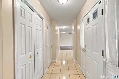 17 Vincent Court #17, East Hartford, CT 06108 - Photo 2