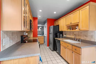27 Lindstrom Road #7C, Stamford, CT 06902 - Photo 8