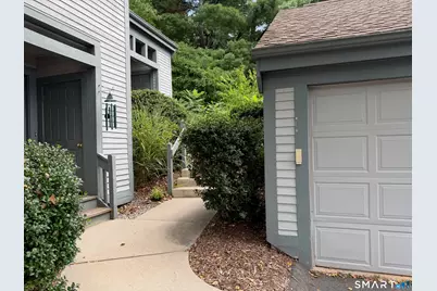 4 Sweetbriar Lane #4, Avon, CT 06001 - Photo 1