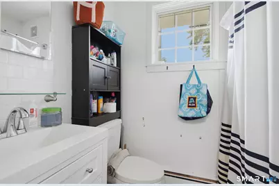562 Camp Street, Plainville, CT 06062 - Photo 14