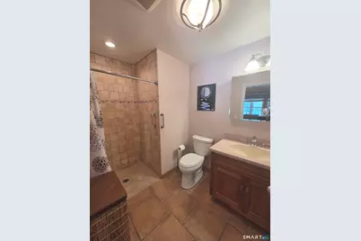 [Address not provided], Stamford, CT 06907 - Photo 4