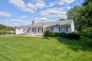352 Orchard St, Rocky Hill, CT 06067 - Photo 2