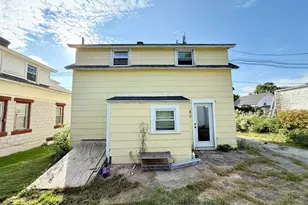 38 Wilson St, Windham, CT 06226 - Photo 4