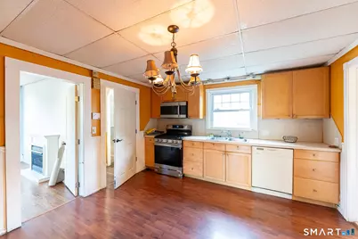 19 North Street, Meriden, CT 06451 - Photo 6