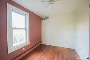 19 North St, Meriden, CT 06451 - Photo 10