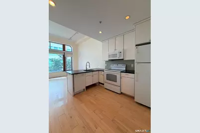 804 Chapel Street #203, New Haven, CT 06510 - Photo 2