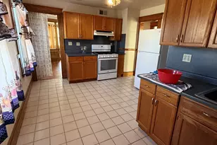 91 Alma St, Waterbury, CT 06705 - Photo 4