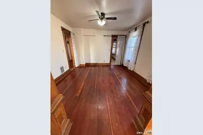 91 Alma Street #2nd Floor, Waterbury, CT 06705 - Photo 2