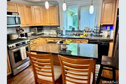 20 Hickok Avenue, Bethel, CT 06801 - Photo 2