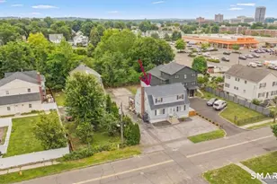 71 Alvord Ln, Stamford, CT 06902 - Photo 2