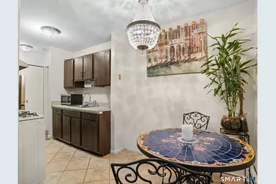 1000 Knapps Highway #9, Fairfield, CT 06825 - Photo 4