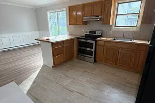 52 Academy Ave, Waterbury, CT 06705 - Photo 2