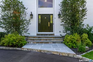 17 Equestrian Ridge, Newtown, CT 06470 - Photo 4
