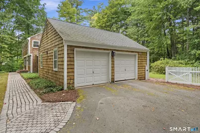 26 Sunset Hill Road, Simsbury, CT 06070 - Photo 2