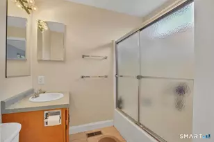 17 Ginger Cir, Portland, CT 06480 - Photo 16