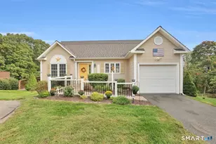 17 Ginger Cir, Portland, CT 06480 - Photo 4
