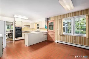 678 Westover Rd, Stamford, CT 06902 - Photo 12