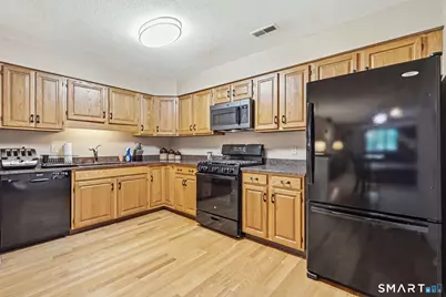 304 Ashmead Commons #304, Enfield, CT 06082 - Photo 12