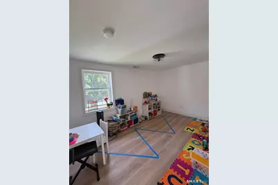 350 Roger Williams Road, Bridgeport, CT 06610 - Photo 14