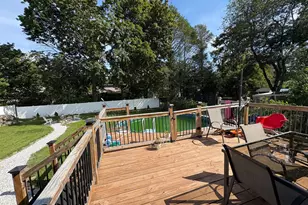 350 Roger Williams Rd, Bridgeport, CT 06610 - Photo 20