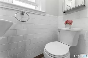218 Circular Ave, Hamden, CT 06514 - Photo 22