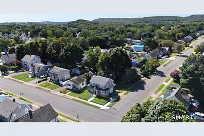 218 Circular Avenue, Hamden, CT 06514 - Photo 4