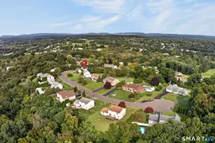 4 Huntington Ridge Rd, Wallingford, CT 06492 - Photo 4
