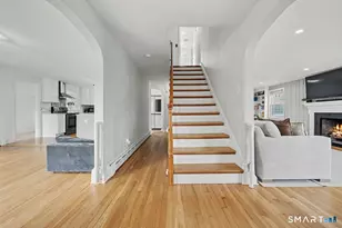 501 Bridgeview Pl, Stratford, CT 06614 - Photo 4
