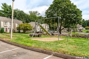 560 Yale Ave, Meriden, CT 06450 - Photo 16