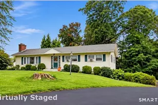 19 Starlight Dr, Norwalk, CT 06851 - Photo 2