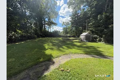 243 Pleasant Street, New Britain, CT 06051 - Photo 14