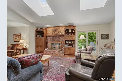 59 Hannah Lane, Monroe, CT 06468 - Photo 4