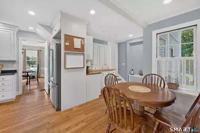 39 Glenwood Avenue, New London, CT 06320 - Photo 8