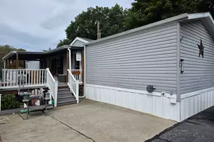 252 Old Canterbury Turnpike, Norwich, CT 06360 - Photo 2