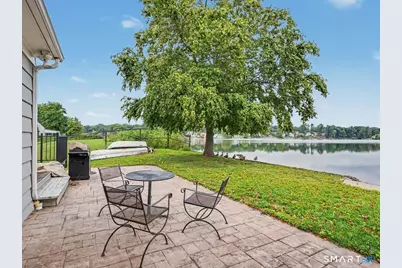 100 Lakeshore Terrace, Bridgeport, CT 06606 - Photo 10
