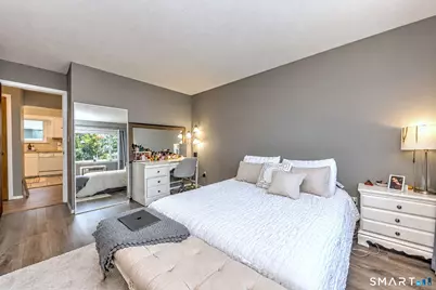 31 Ameridge Drive #31, Bridgeport, CT 06606 - Photo 22