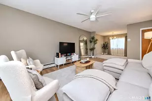 31 Ameridge Dr, Bridgeport, CT 06606 - Photo 10