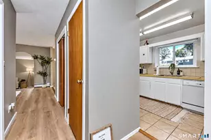 31 Ameridge Dr, Bridgeport, CT 06606 - Photo 18