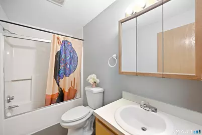 379 Perkins Avenue, Waterbury, CT 06704 - Photo 12
