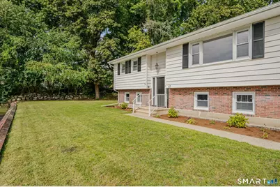 17 Elrin Place, New London, CT 06320 - Photo 4