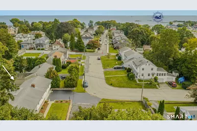 17 Elrin Place, New London, CT 06320 - Photo 2