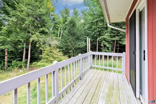 75 Crestwood Rd, Bethany, CT 06524 - Photo 10