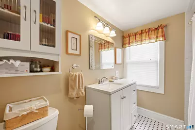 40 Stonehouse Road, Trumbull, CT 06611 - Photo 14