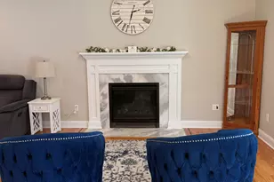 26 Fox Hollow Dr, Montville, CT 06370 - Photo 12
