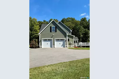 26 Fox Hollow Drive, Montville, CT 06370 - Photo 2
