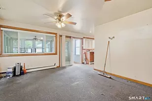 33 Cora St, Enfield, CT 06082 - Photo 24