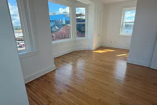 2 Bank St, New London, CT 06320 - Photo 8