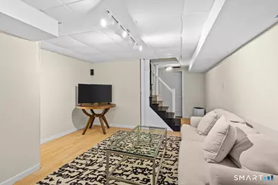 255 Mountain Road, West Hartford, CT 06107 - Photo 22