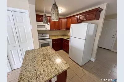 83 East Grand Avenue, New Haven, CT 06513 - Photo 6